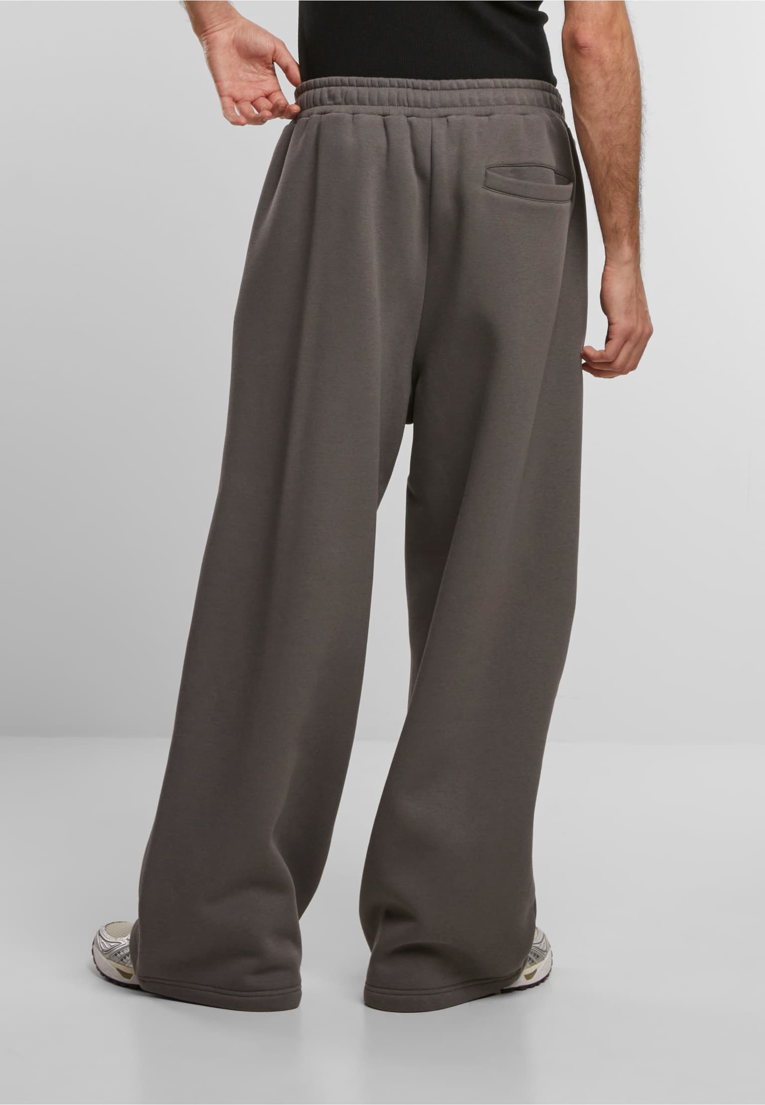 Urban Classics Fluffy Wide Leg Trackpants – Bild 2