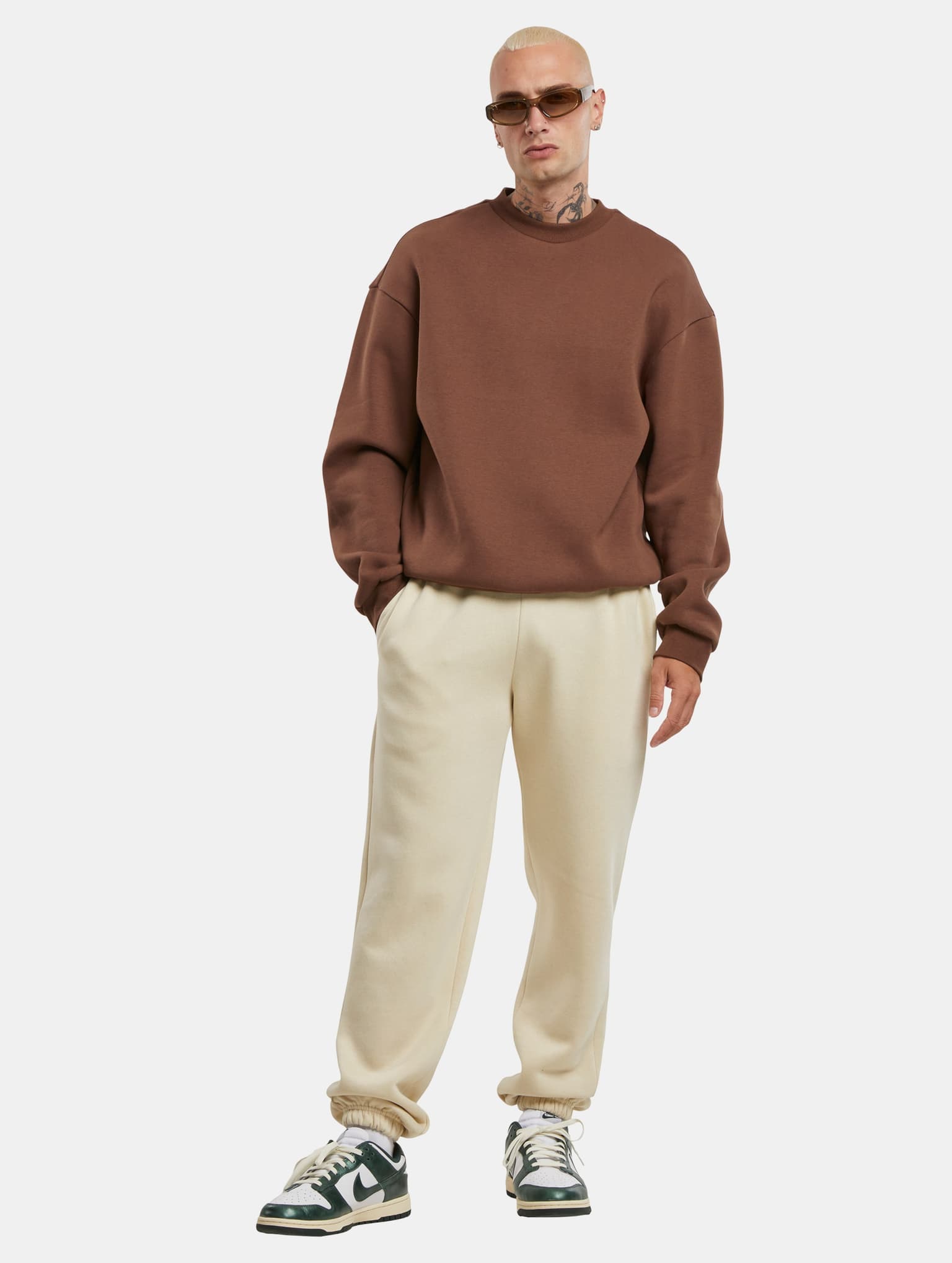 Urban Classics Basic Essential Jogginghose – Bild 4