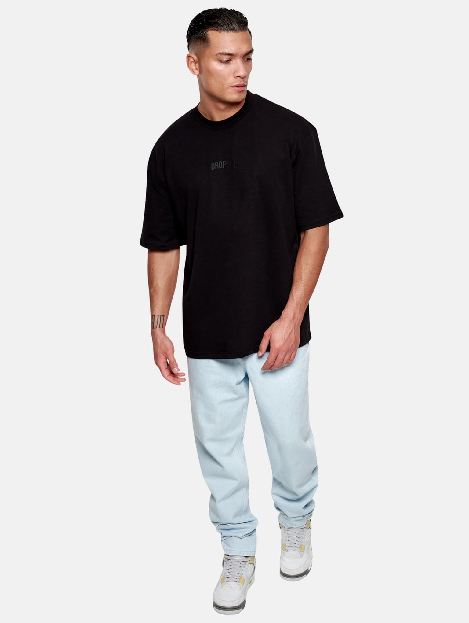 Dropsize Heavy Oversize Curved Hd Logo T-Shirt – Bild 3