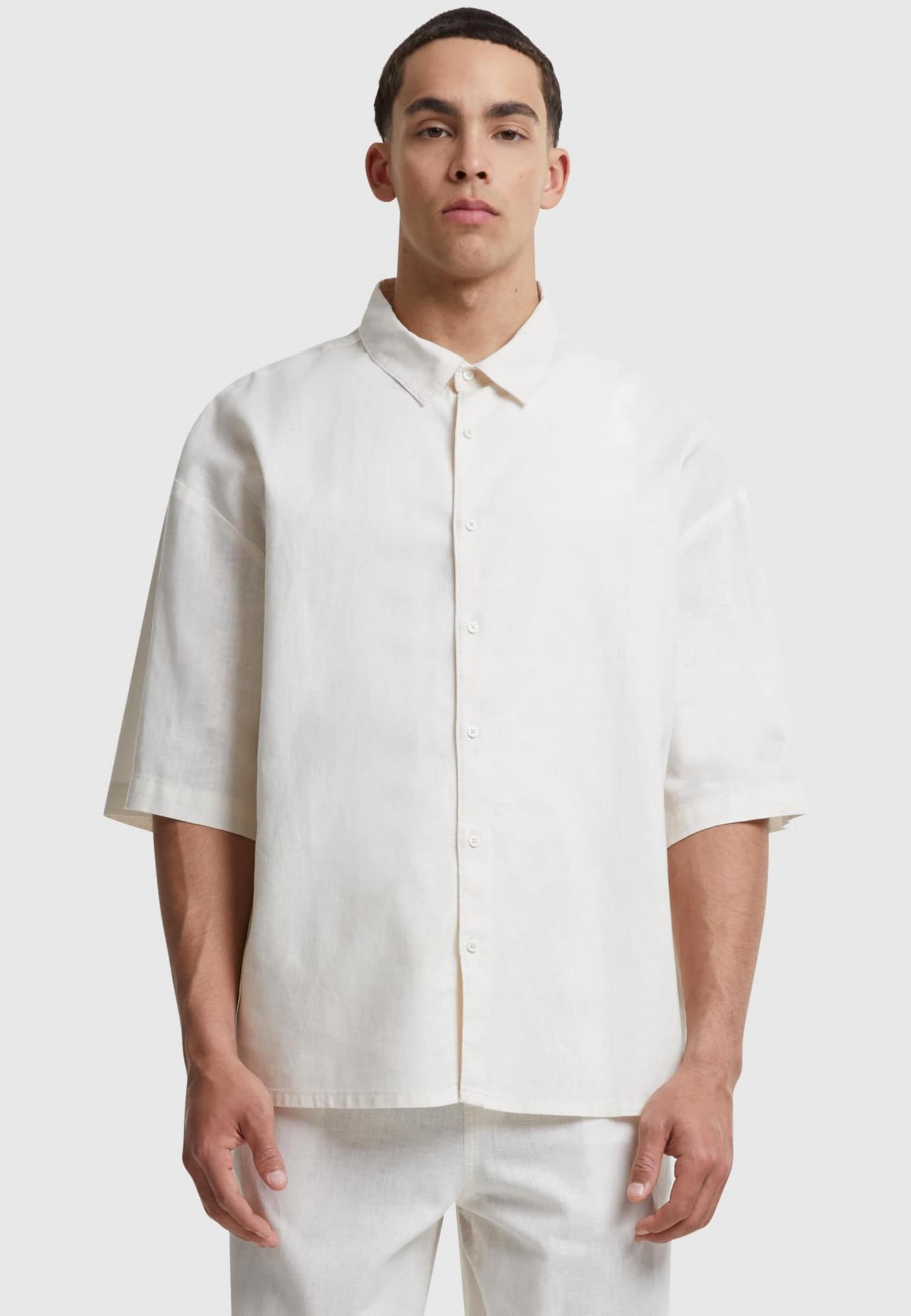 Urban Classics Boxy Cotton Linen Shirt – Bild 3