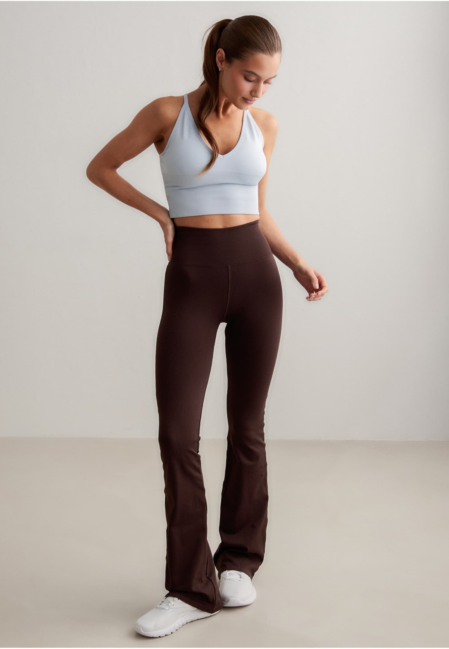 aimn Shape Seamless Cross Back Bralette – Bild 3