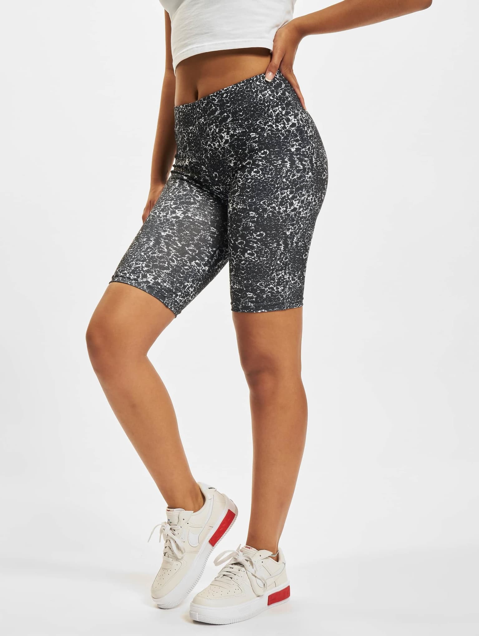Urban Classics Ladies AOP Cycle Short 2-Pack – Bild 3