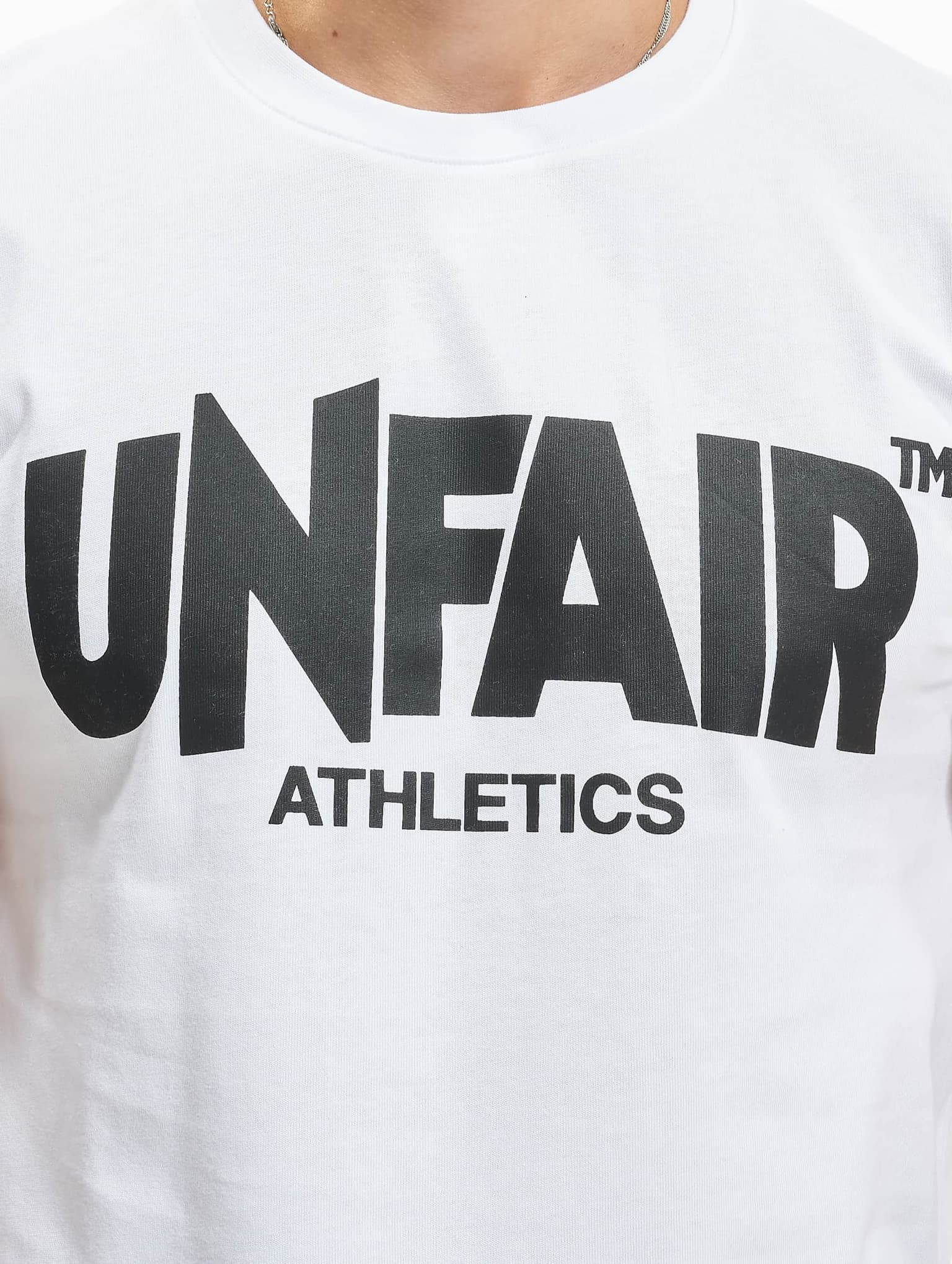 UNFAIR ATHLETICS Classic Label '19 T-Shirt – Bild 4