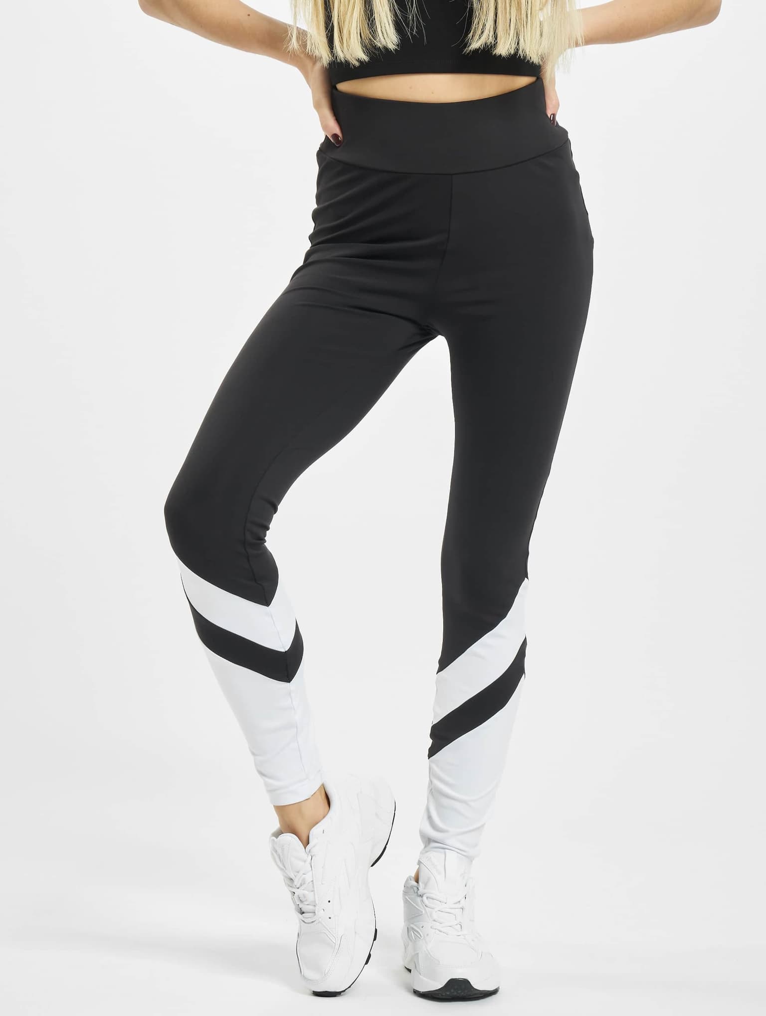 Urban Classics Ladies Arrow High Waist Leggings – Bild 3