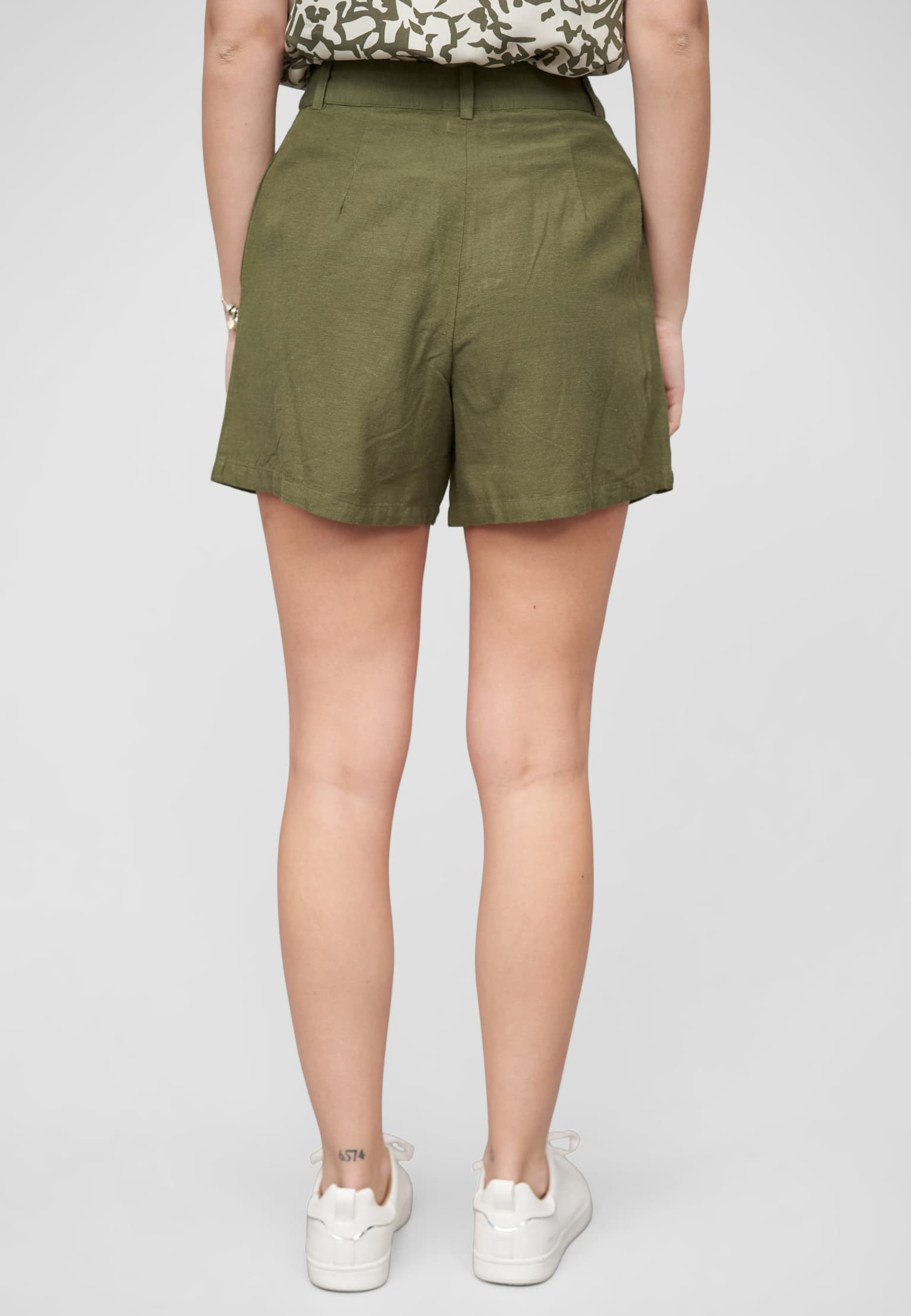 VILA VIPRISILLA HW WIDE SHORTS – Bild 2