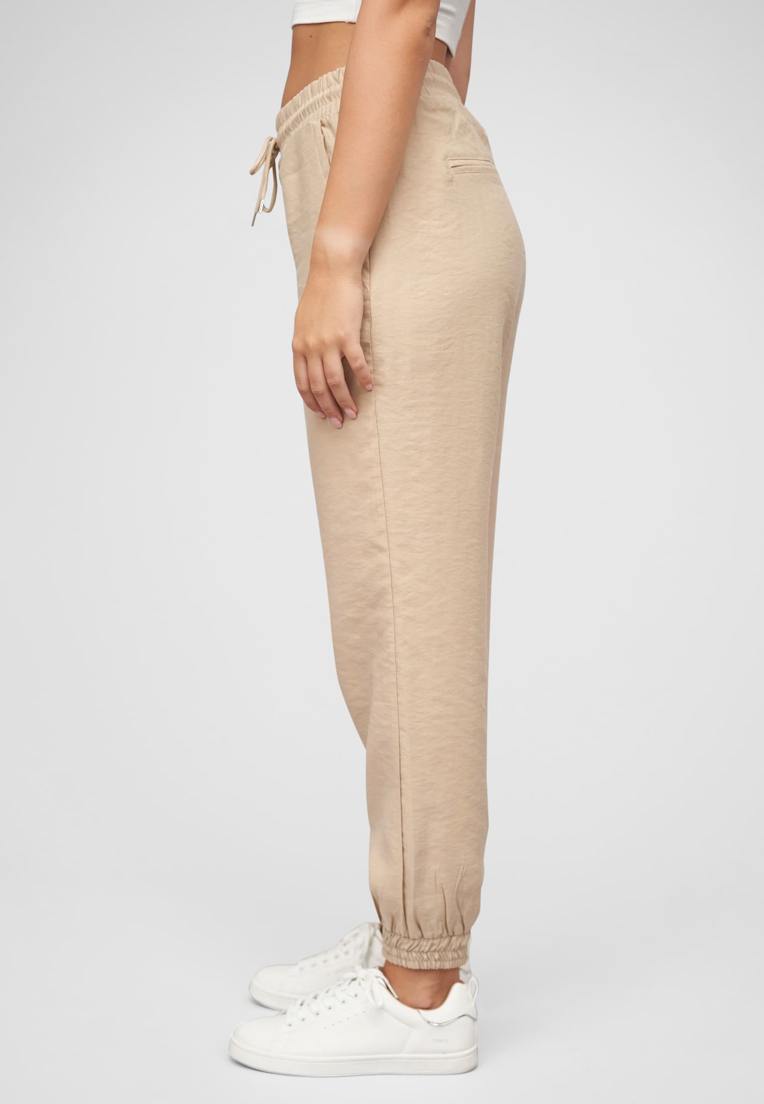 Cloud5ive Stoffhose mit 2-Pockets und Tunnelzug – Bild 3
