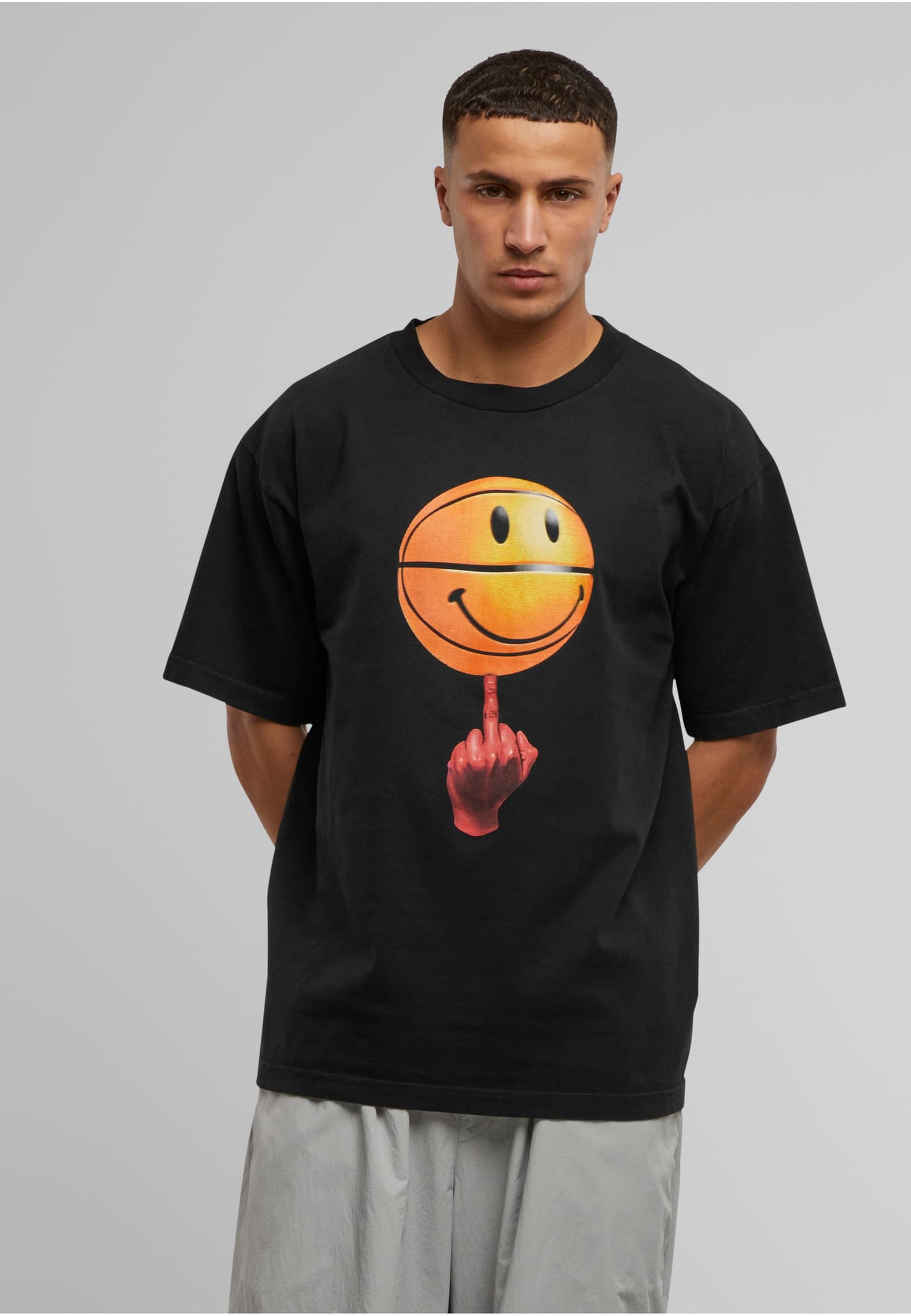 Market Studios SMILEY GOOD GAME T-SHIRT