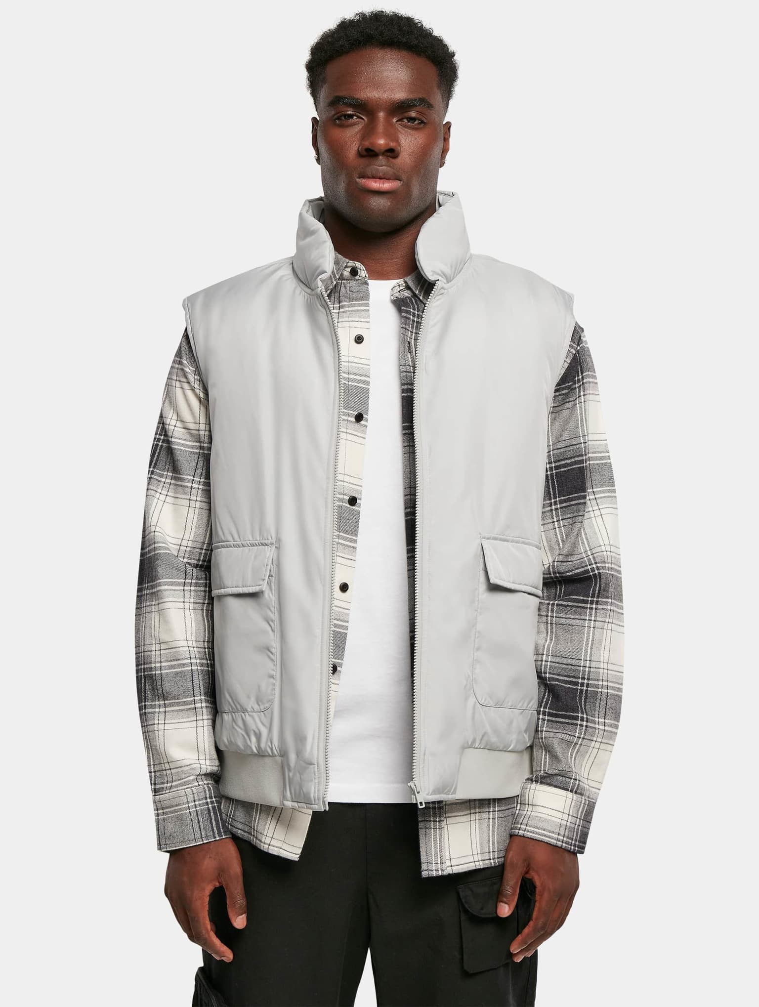 Urban Classics Clean Puffer Vest – Bild 3