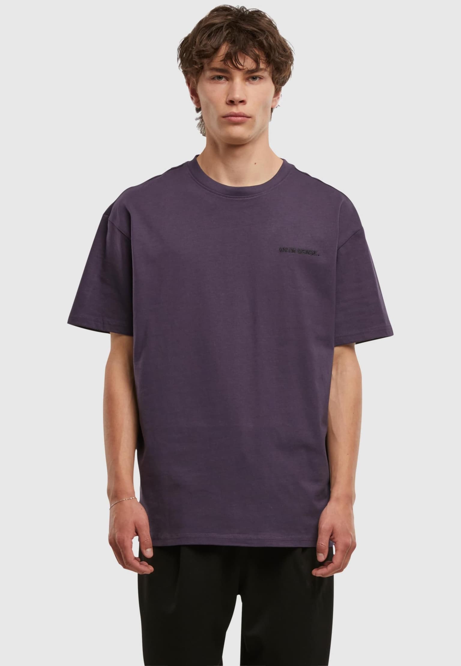 9N1M SENSE Essentials T-Shirt – Bild 3