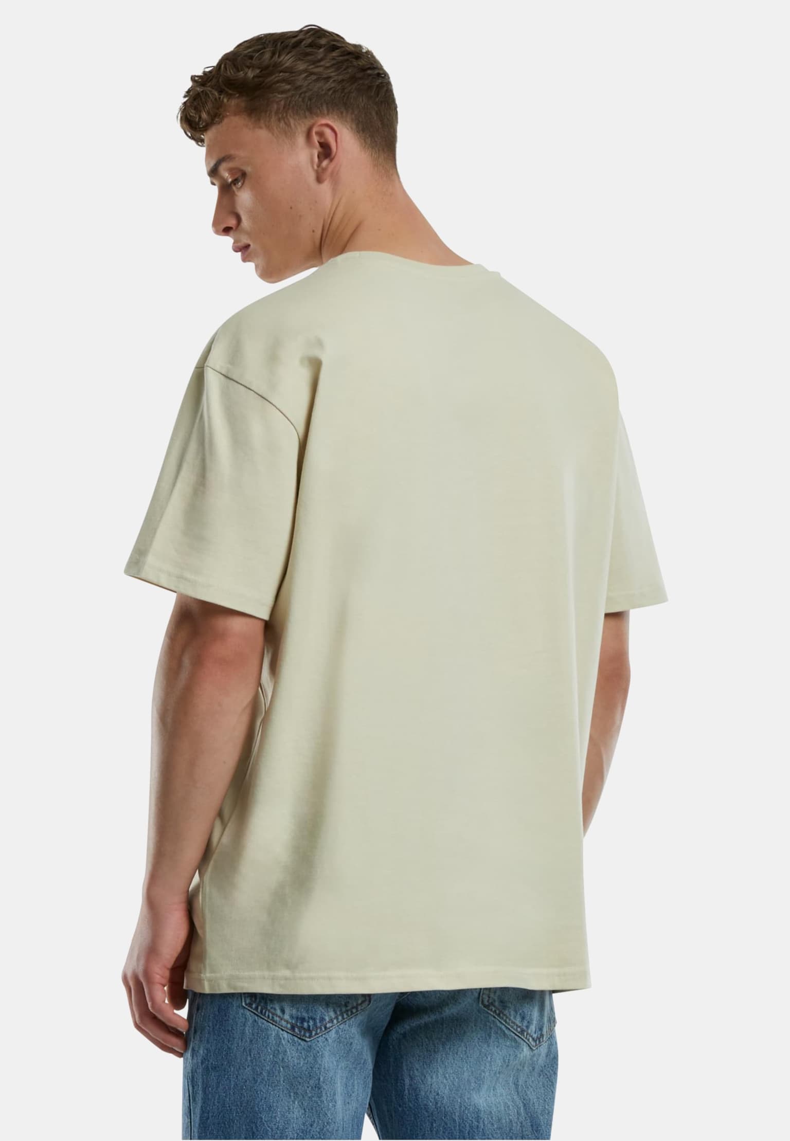 Urban Classics UC Cursive Bold Logo Heavy Oversized Tee – Bild 2