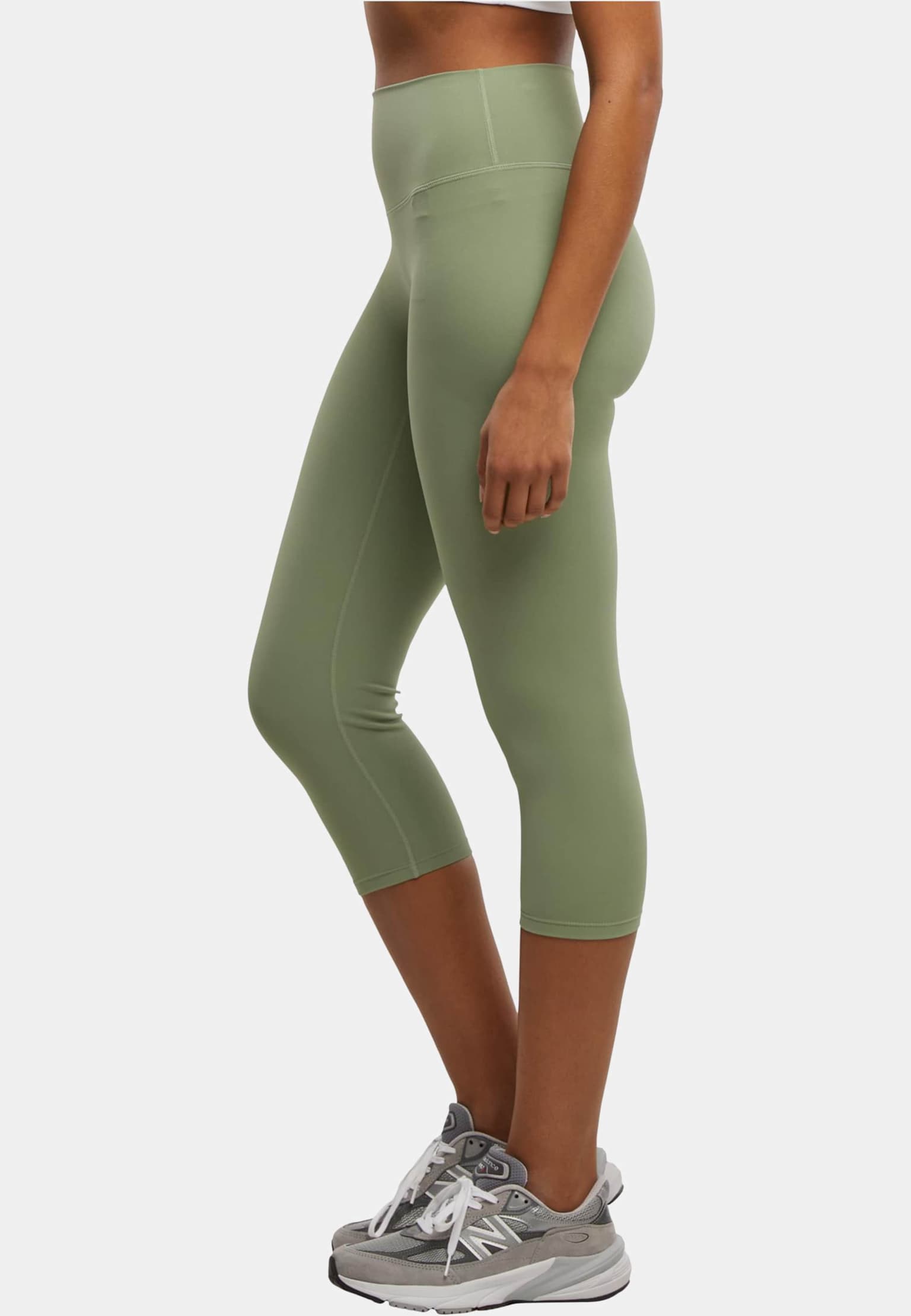 Urban Classics Ladies Capri Leggings – Bild 3