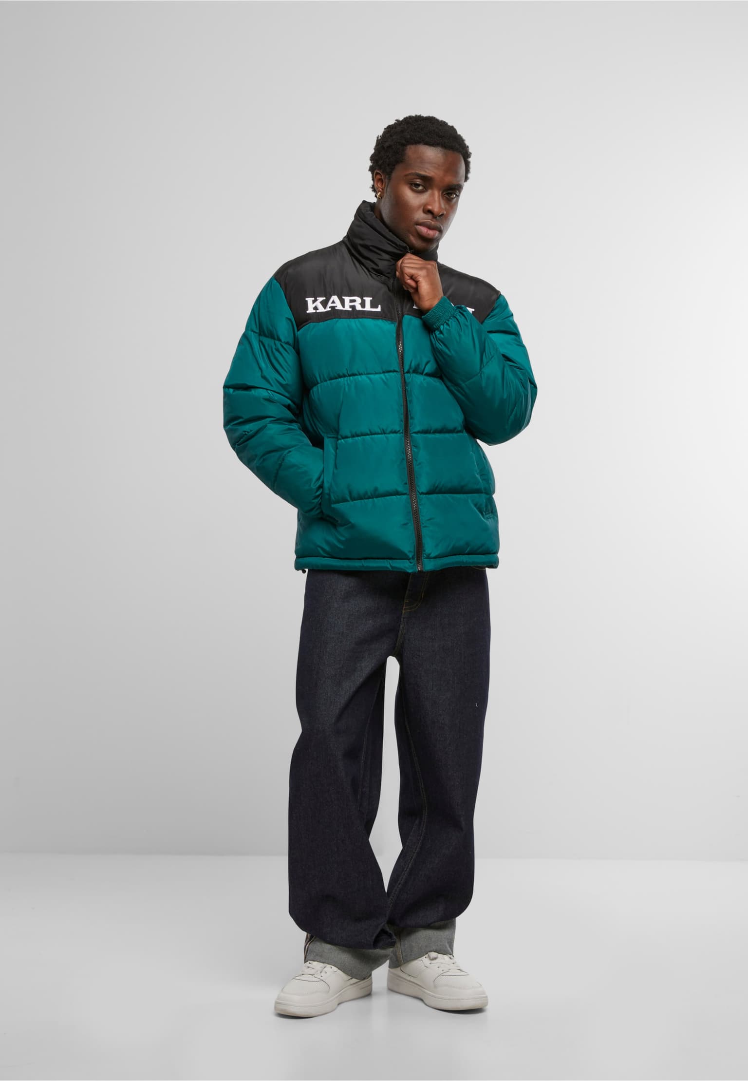 Karl Kani Retro Essential Puffer Jacket – Bild 3