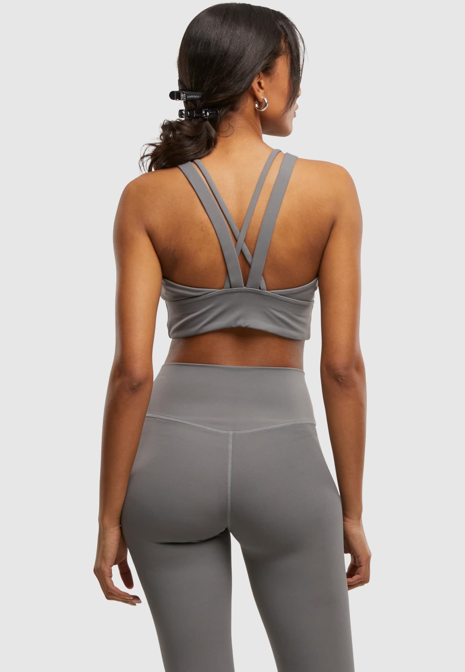 Urban Classics Ladies Sports Bra crossed – Bild 2