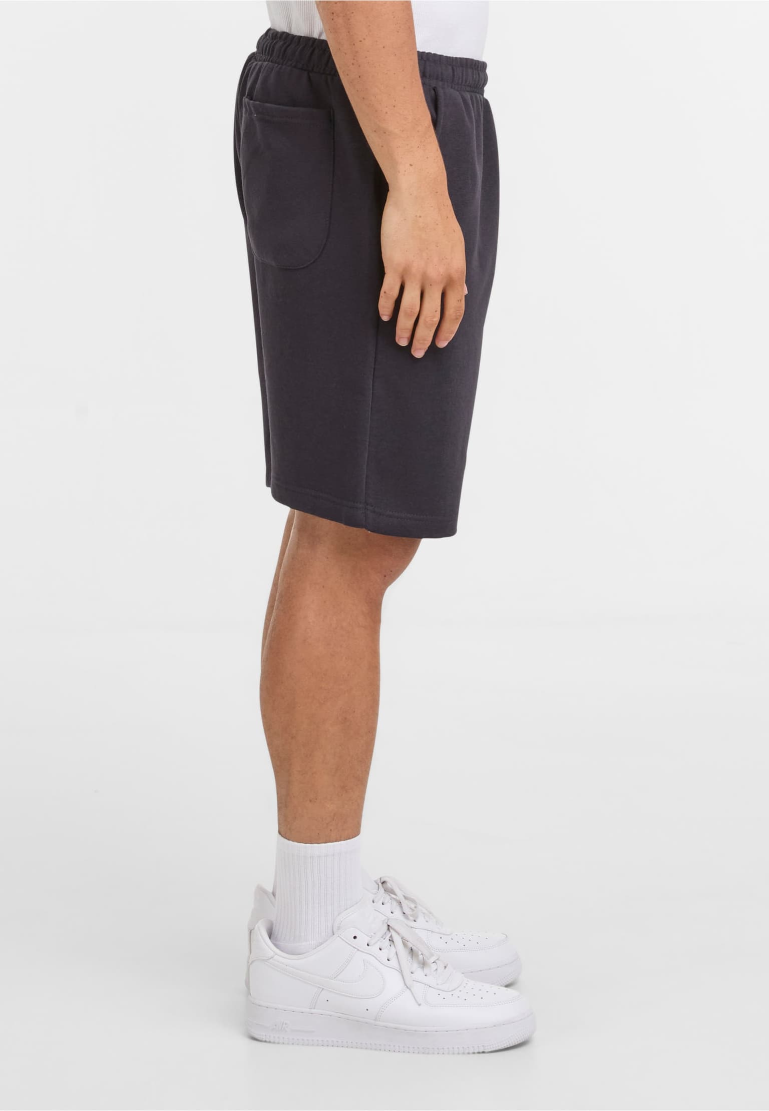 Urban Classics Basic Essential Sweatshorts – Bild 4