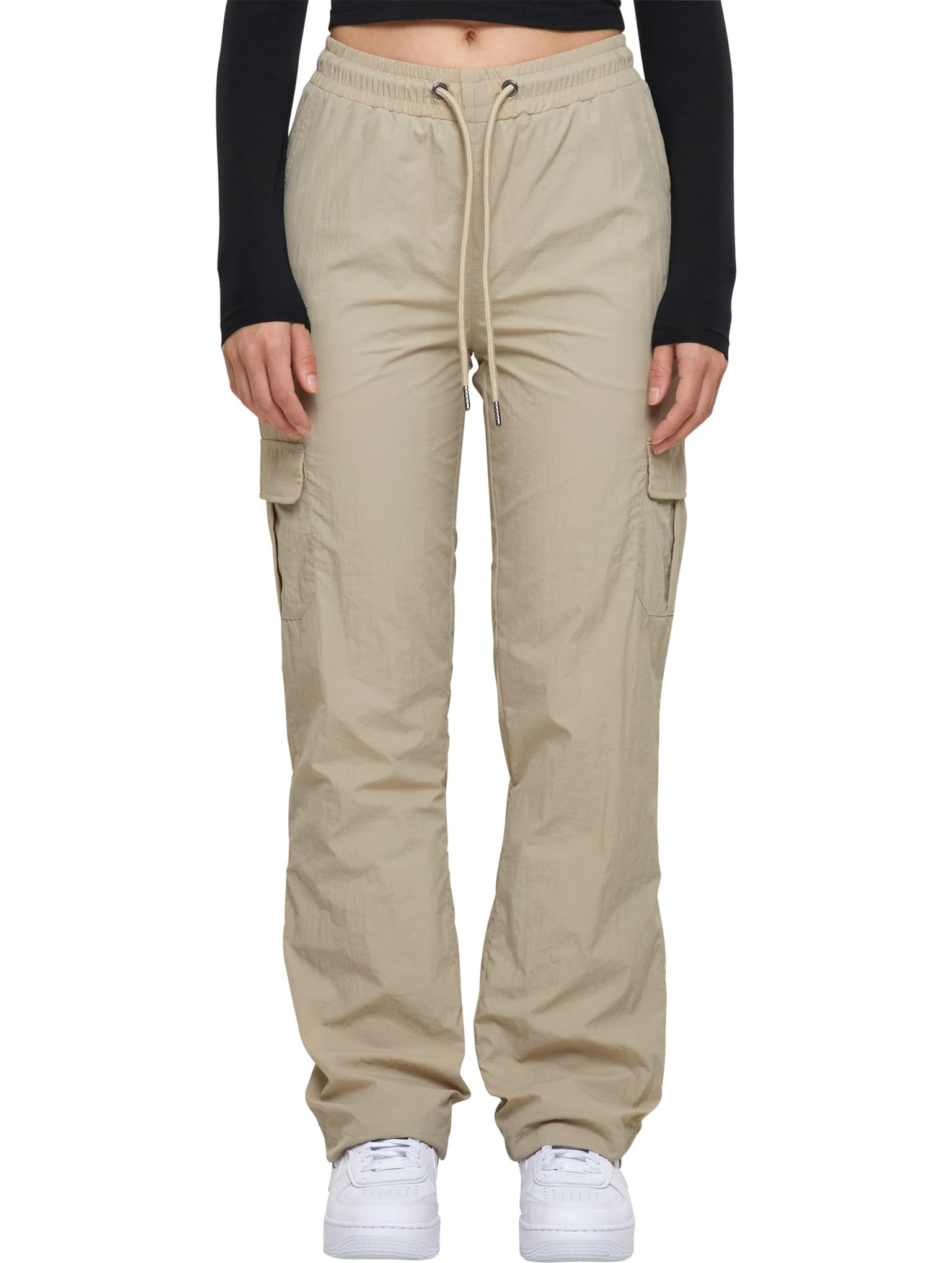 Urban Classics Ladies Nylon Cargohose – Bild 3