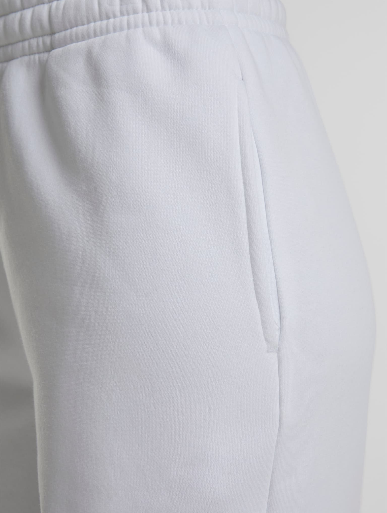 Urban Classics Ladies Fluffy Jogginghose – Bild 4