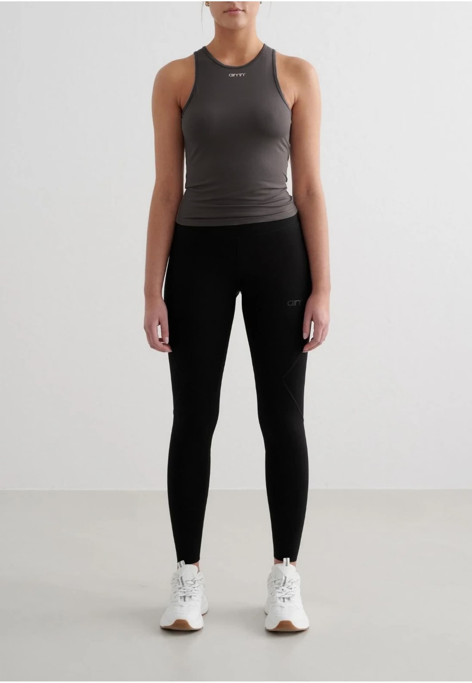 aimn Soft Basic Singlet – Bild 3
