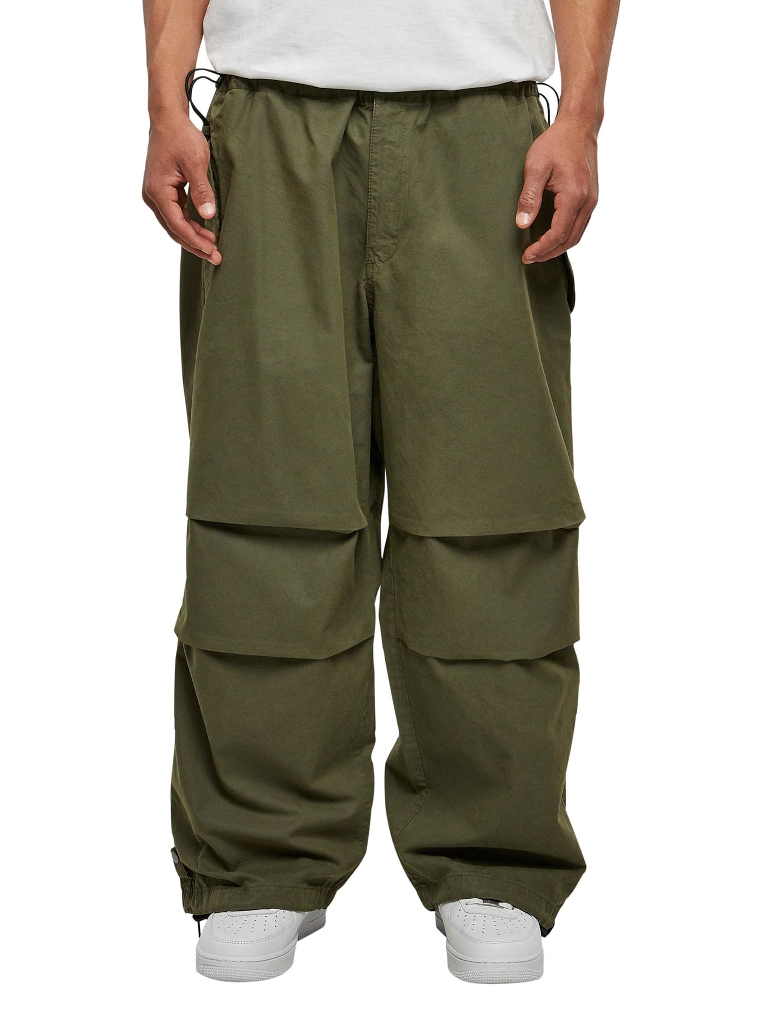Urban Classics Wide Cargo Pants – Bild 4