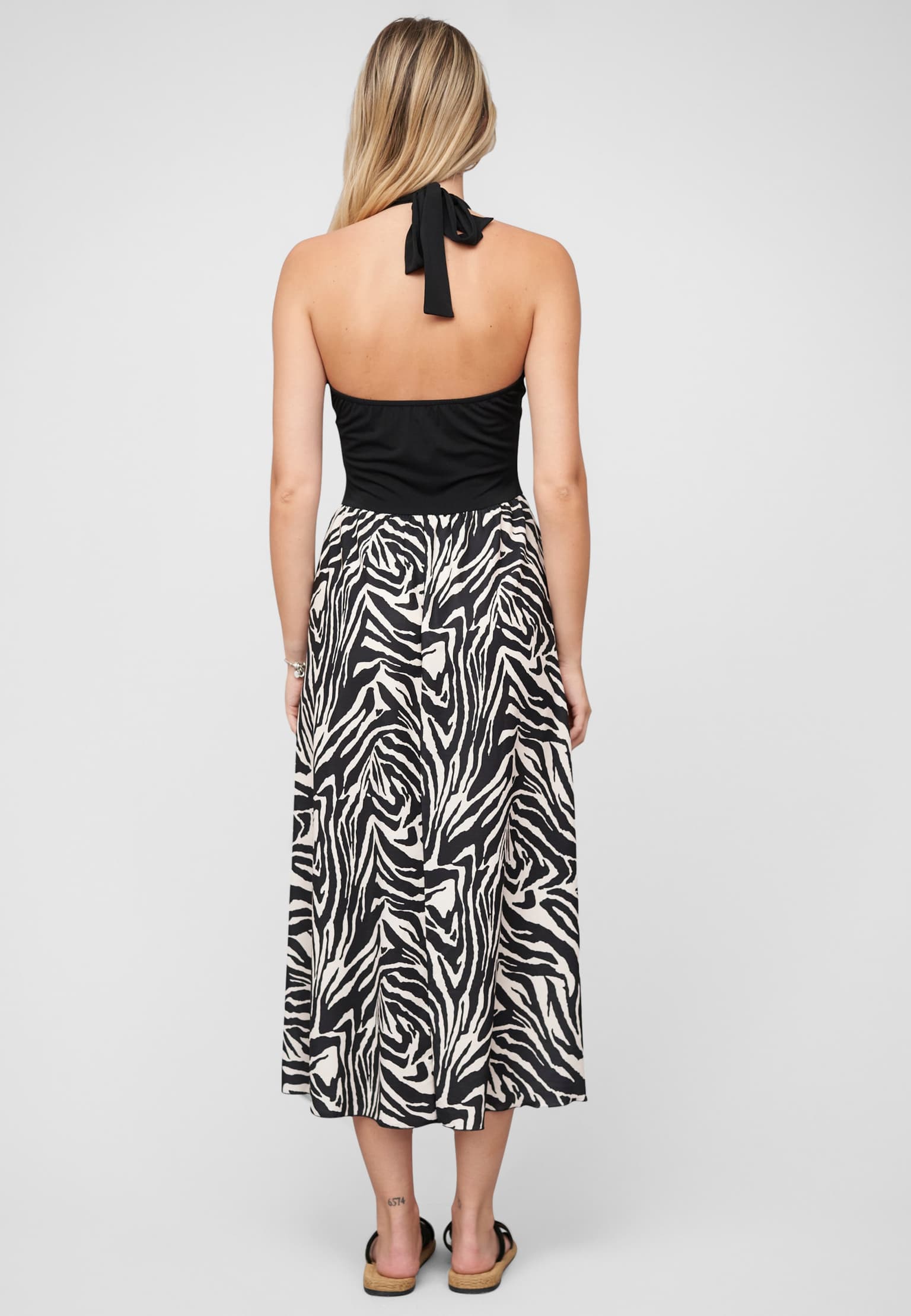 Cloud5ive Maxi Neckholder-Dress with zebra print – Bild 2