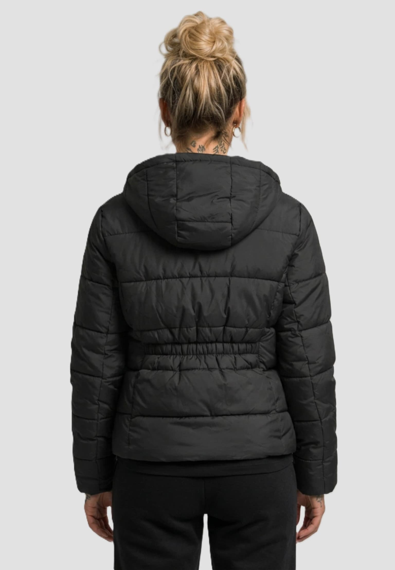 Urban Classics Ladies Short With Hood Puffer Jacket – Bild 2