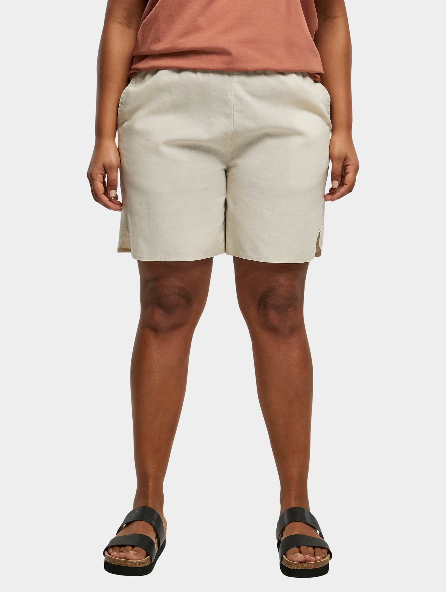 Urban Classics Ladies Linen Mixed Short – Bild 3