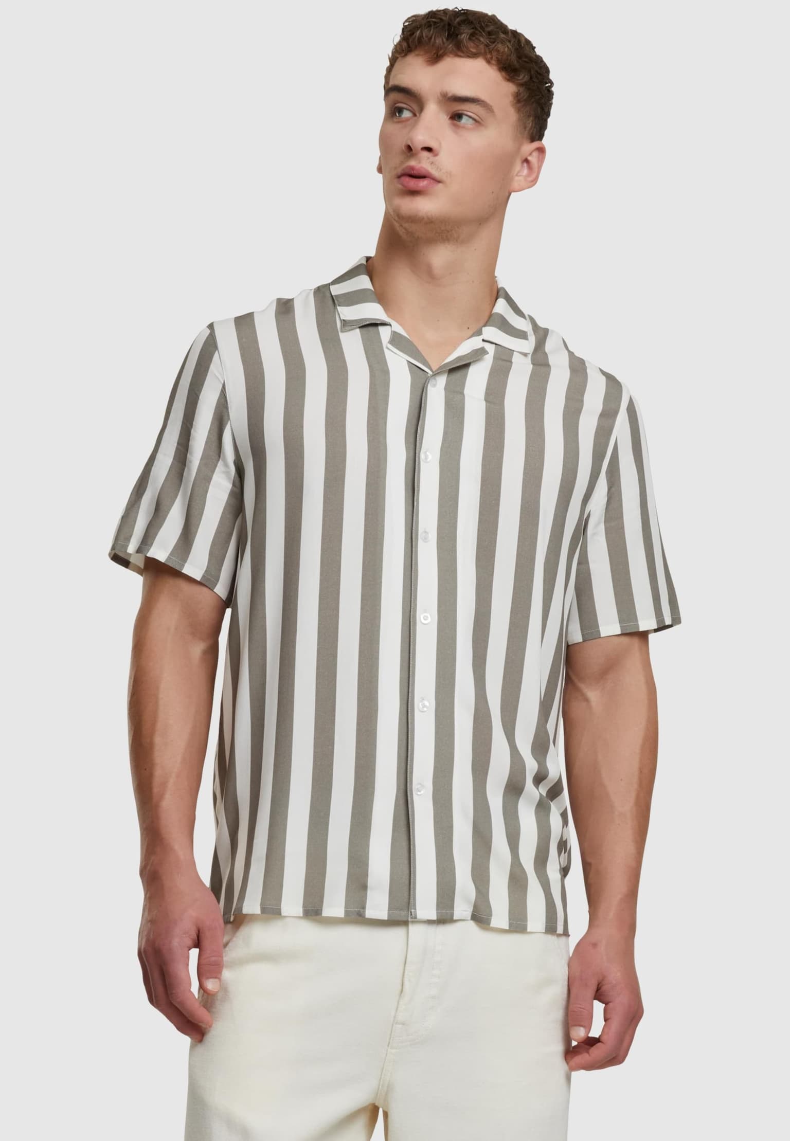 Urban Classics Viscose AOP Resort Shirt