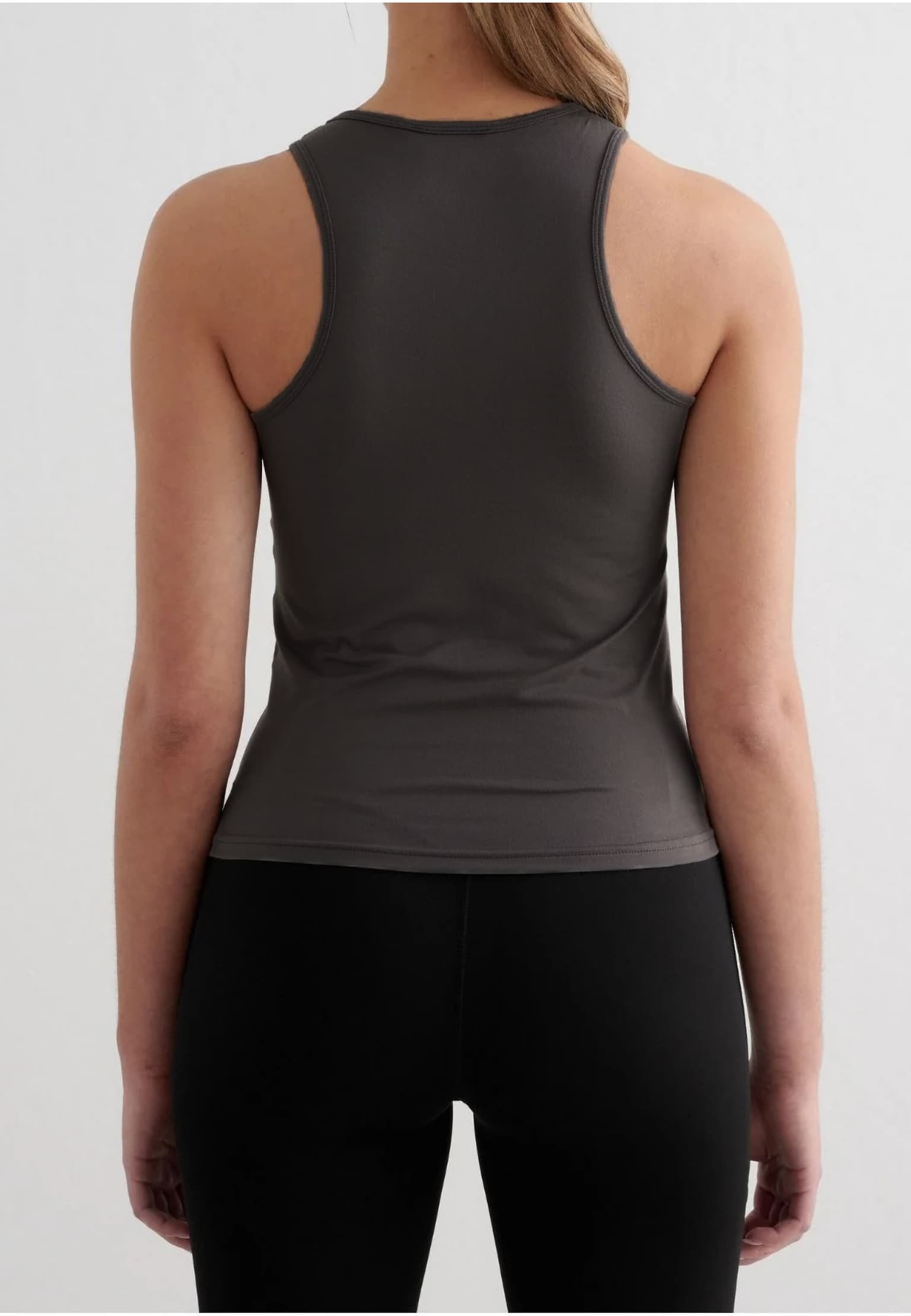 aimn Soft Basic Singlet – Bild 2