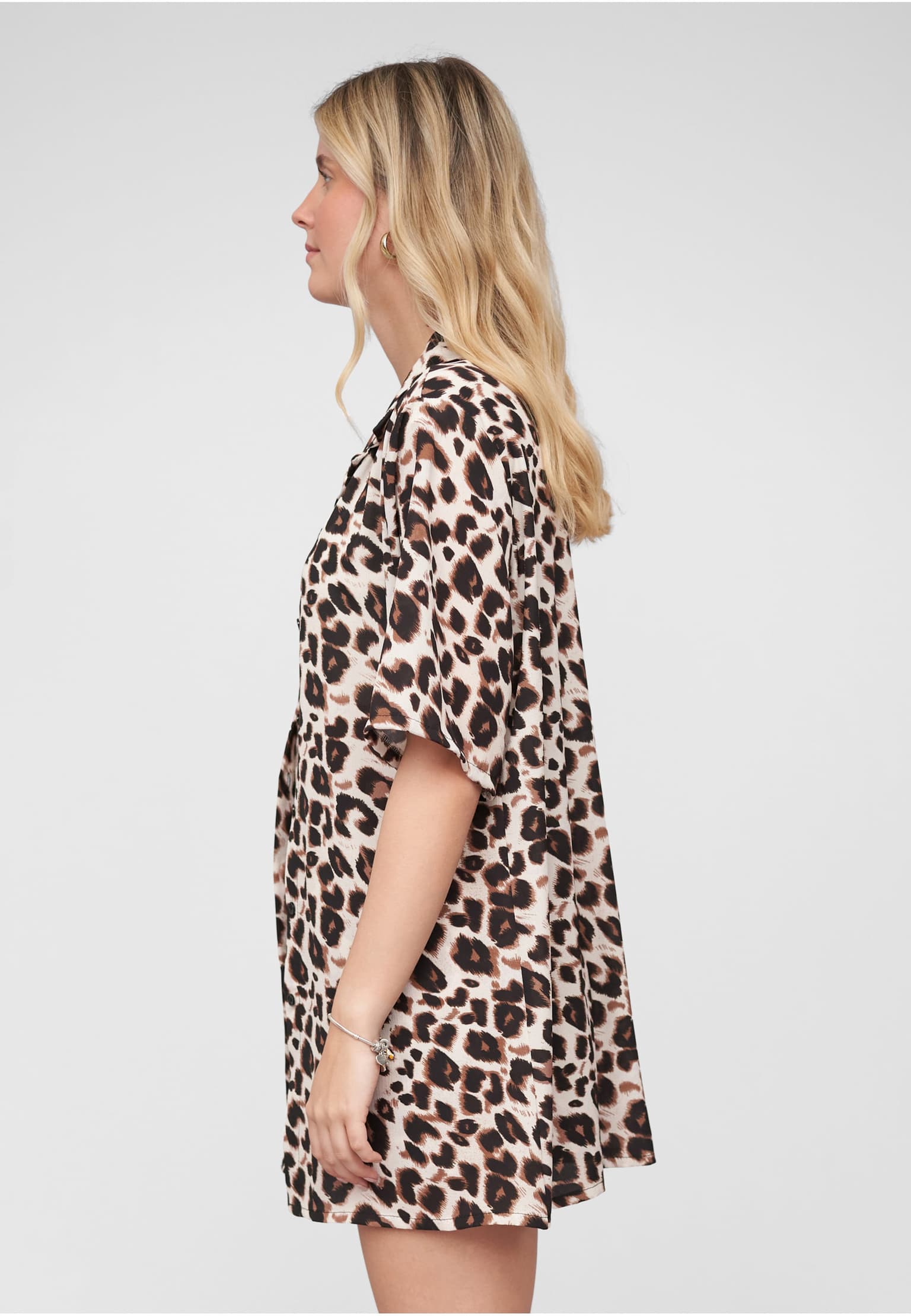 Cloud5ive Set Blouse and Short – Bild 3