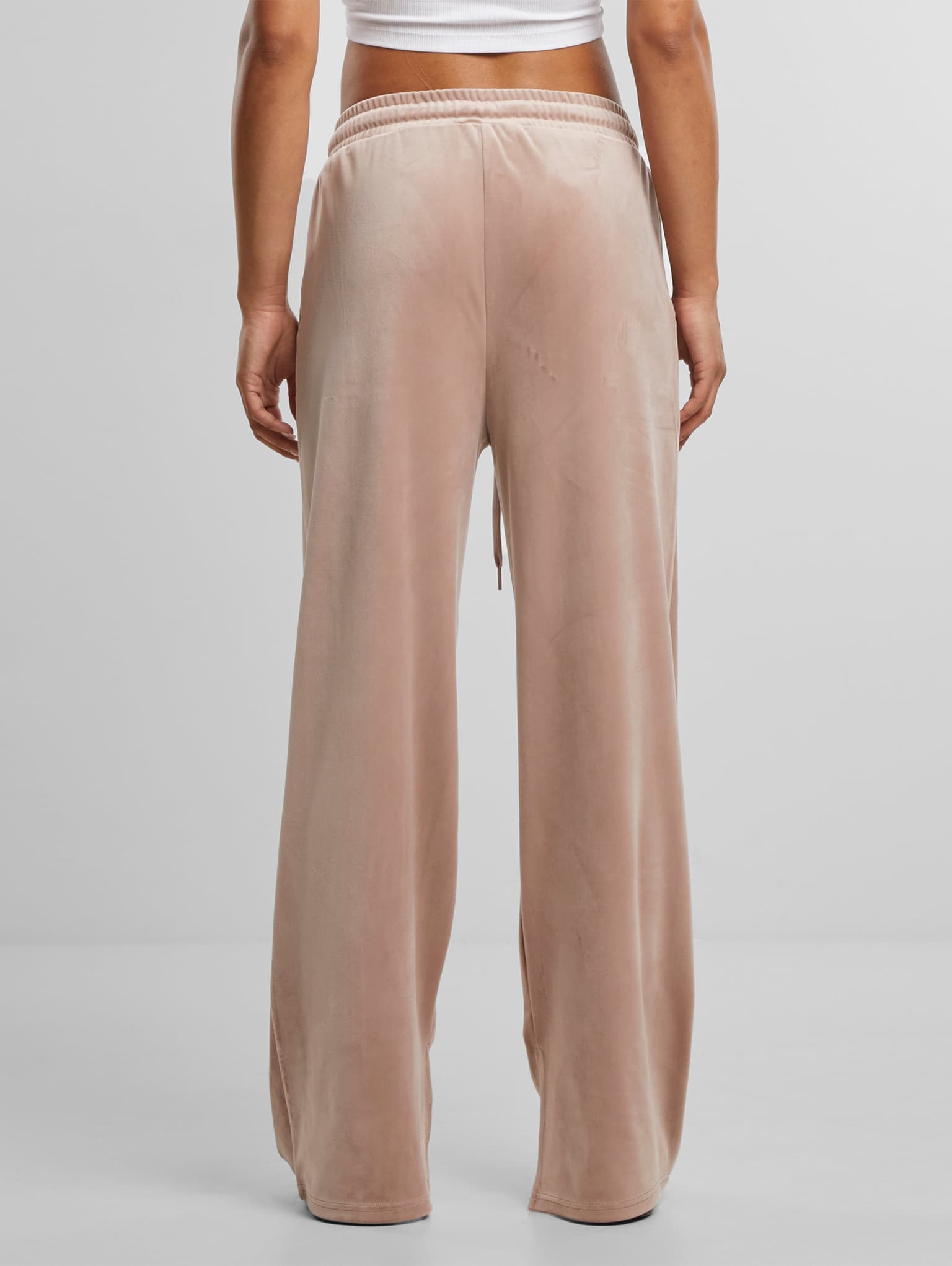Urban Classics Ladies Velvet Sweatpants – Bild 2
