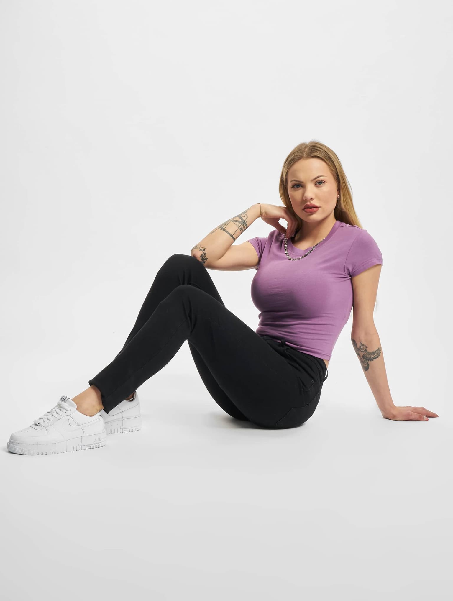 Urban Classics Ladies Stretch Jersey Cropped Tee – Bild 4