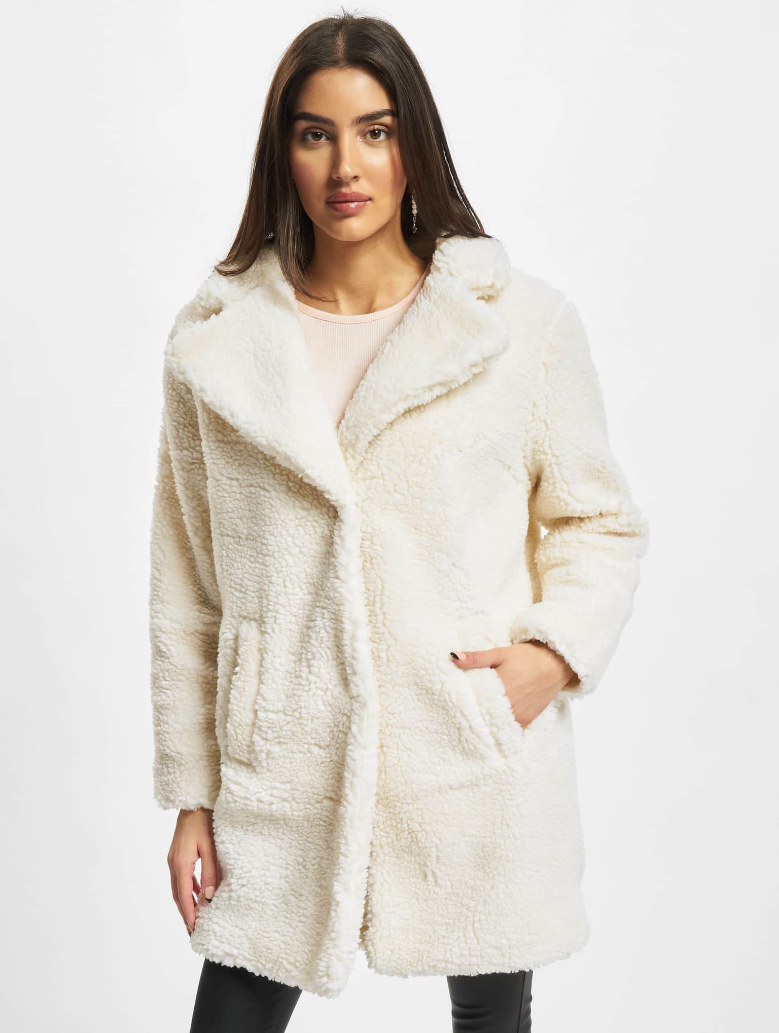 Urban Classics Ladies Oversized Sherpa Coat – Bild 3