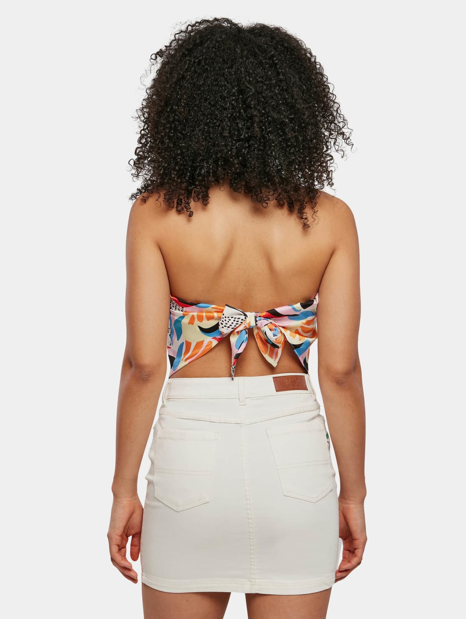 Urban Classics Ladies Cropped AOP Satin Triangle Top – Bild 2