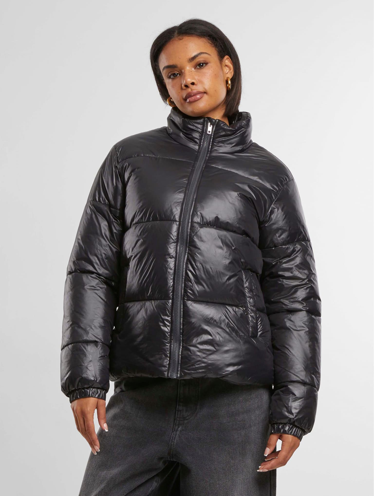 Urban Classics Ladies Essentials Short Shiny Puffer Jacket