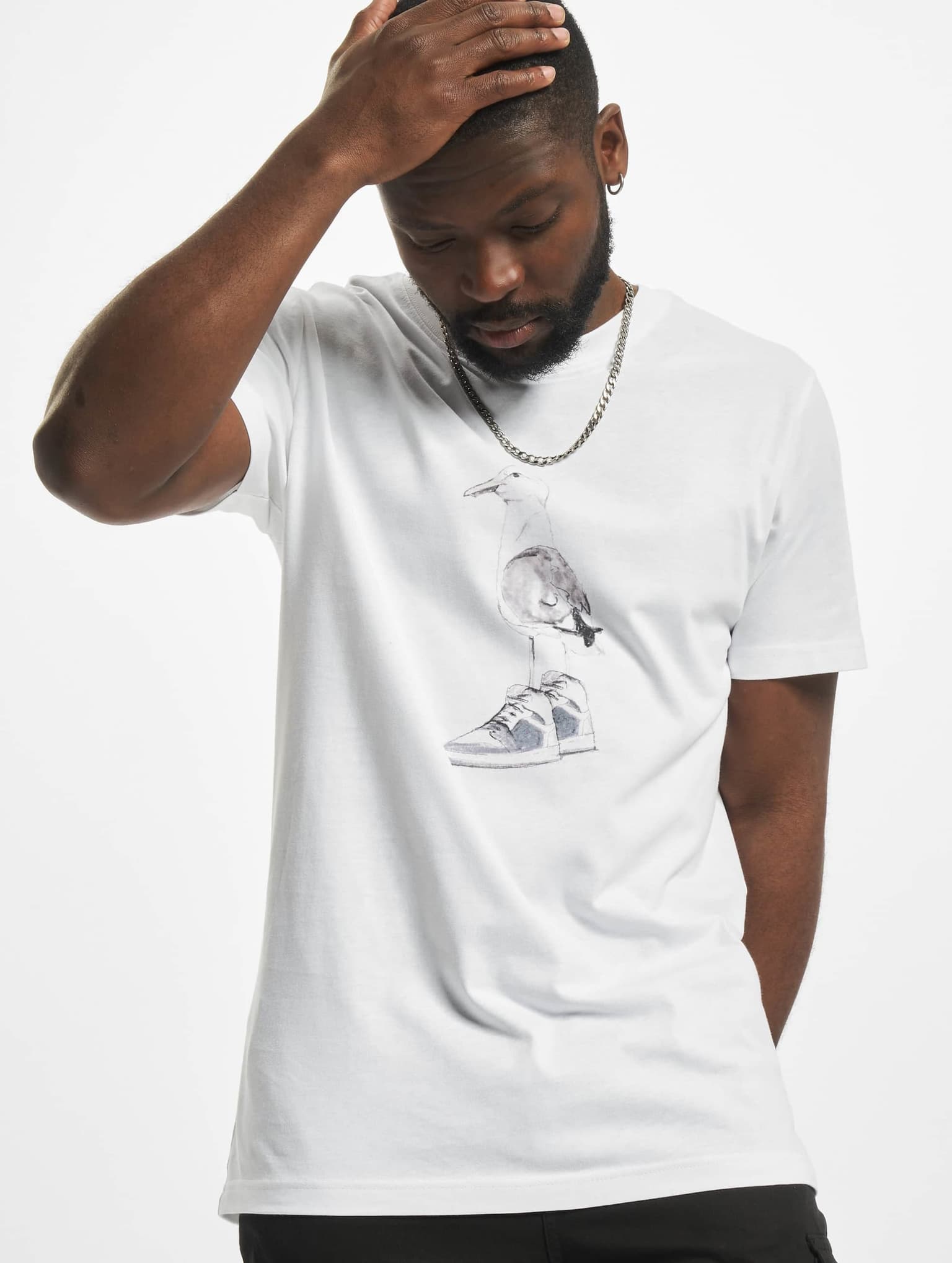 Mister Tee Seagull Sneaker