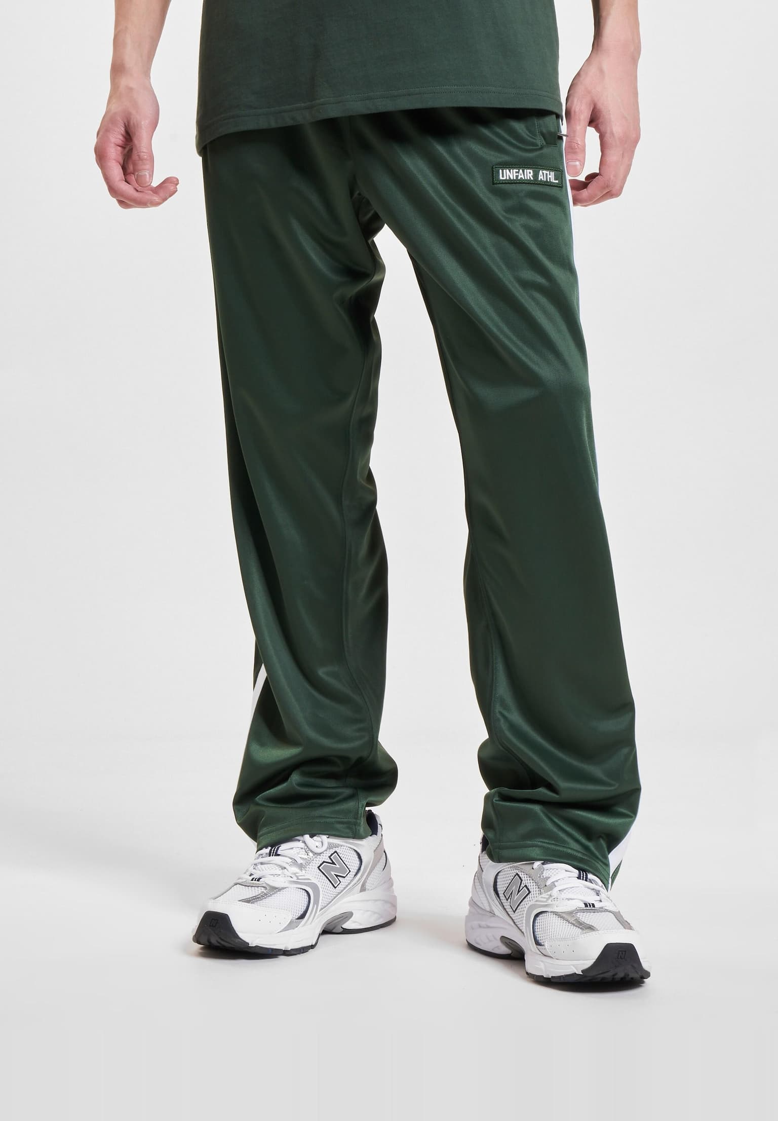 UNFAIR ATHLETICS DMWU Trackpants Evolution