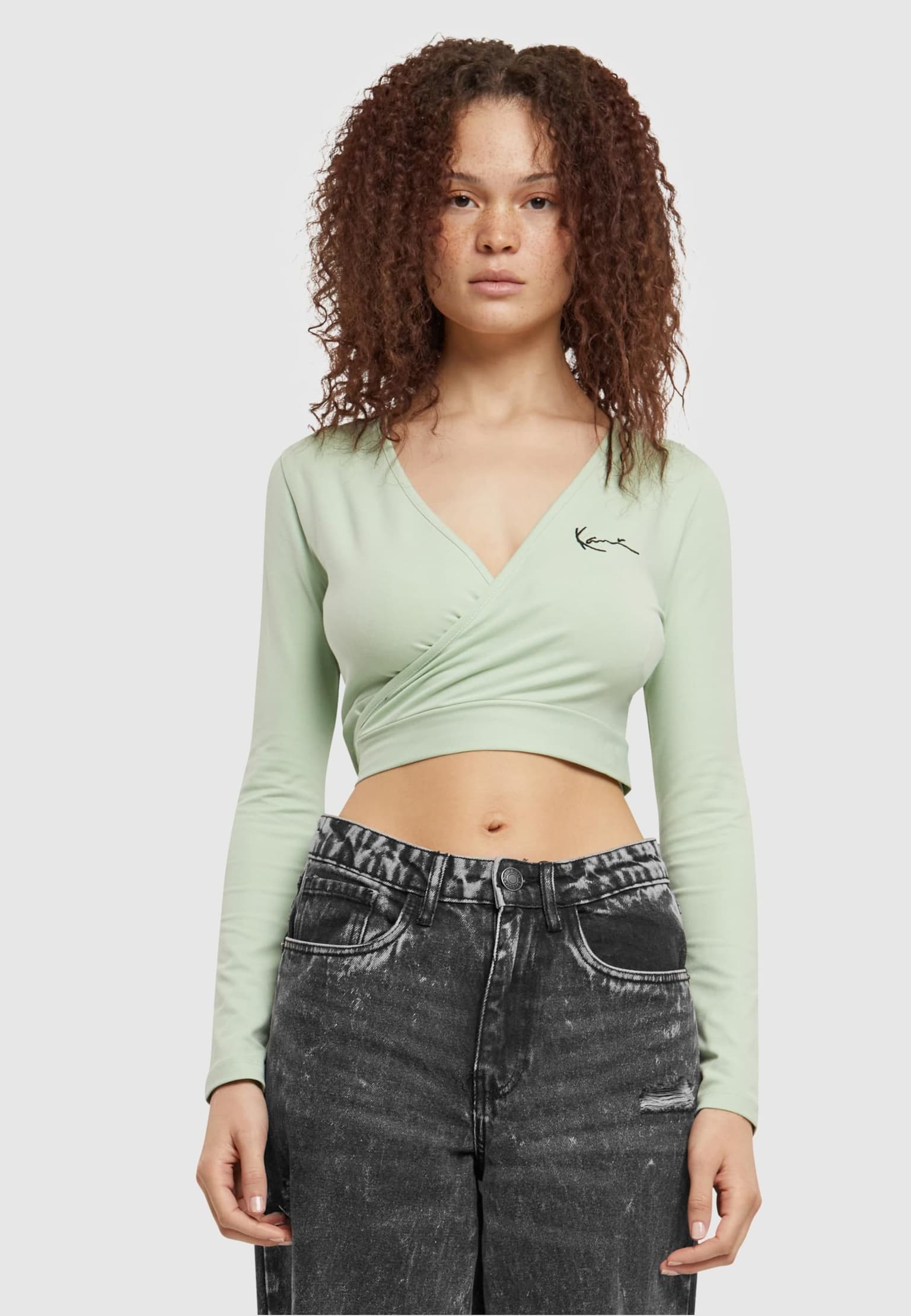 Karl Kani Chest Signature Essential Short Laced Ls