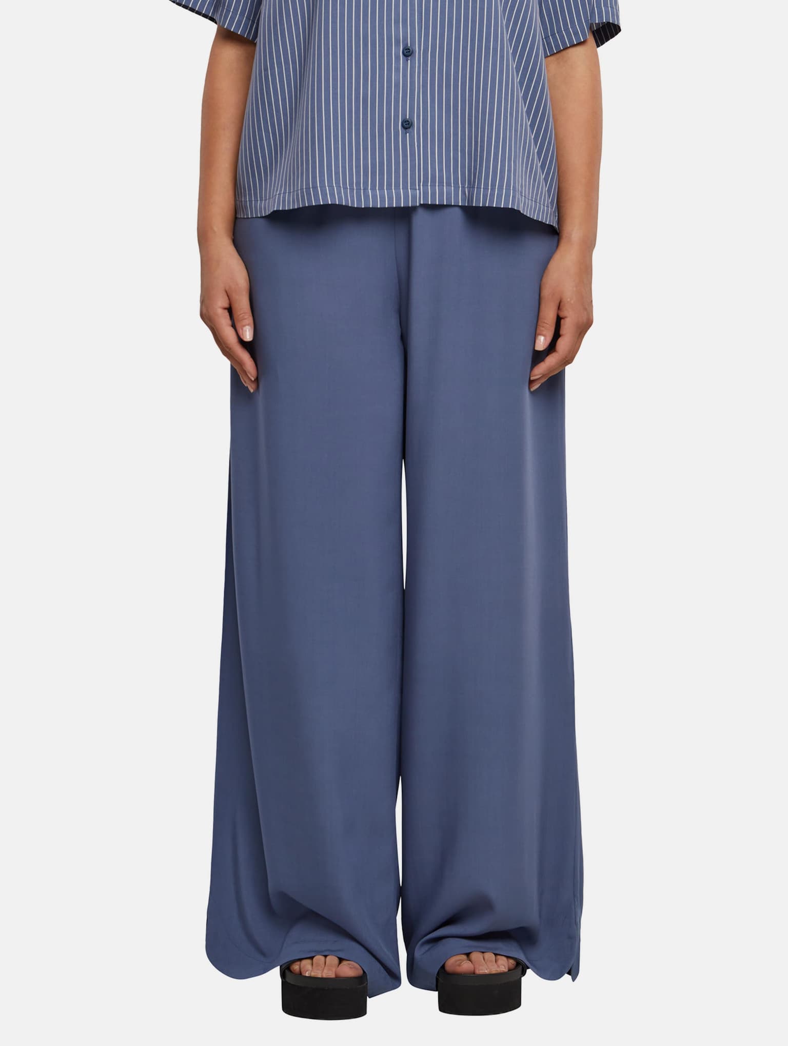 Urban Classics Ladies Wide Leg Viscose Pants