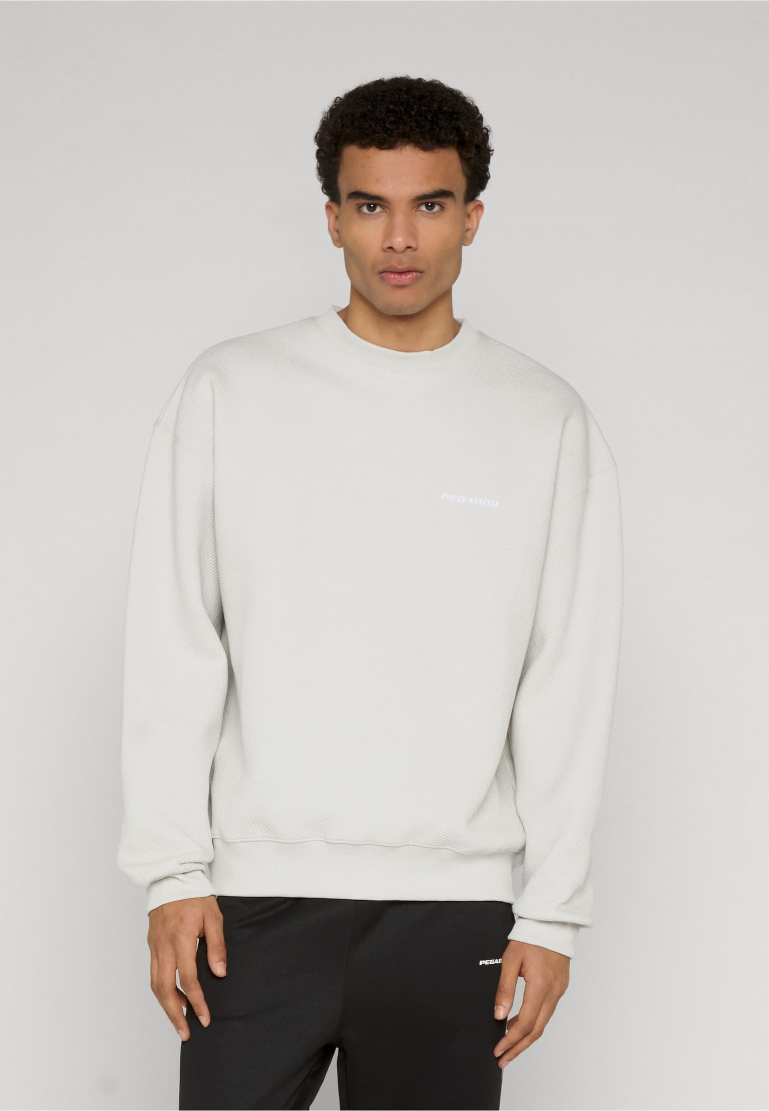 PEGADOR Tate Structured Oversized Sweater